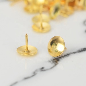 Đinh ghim vàng (Gói 100 chiếc) Kích thước <span class=keywords><strong>9mm</strong></span> rộng x <span class=keywords><strong>9mm</strong></span> cao, chất liệu đồng thau, thích hợp cho văn phòng, nhà ở và doanh nghiệp - Product Image 5