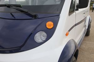 Voiture de patrouille et de tourisme écologique à huit places avec structure en acier pour les rues piétonnières et les parcs commerciaux - Product Image 4
