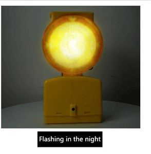 Luz de Advertencia de Tráfico Portátil de Grado de Ingeniería con Barrera <span class=keywords><strong>Solar</strong></span>, Luz LED Intermitente Amarilla, 60 Destellos/Min - Product Image 4