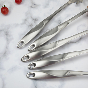 7 pièces <span class=keywords><strong>ustensiles</strong></span> de <span class=keywords><strong>cuisine</strong></span> en acier inoxydable outils de cuisson ensembles de batterie de <span class=keywords><strong>cuisine</strong></span> antidérapants résistants à la chaleur - Product Image 4