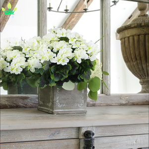 Géraniums Artificiels Fleurs De Soie Blanc Bush Fleurs Géraniums Branche pour Jardin Patio Grave Vase Table Centre De Table Décor Intérieur - Product Image 3