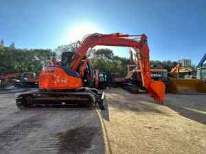 Petite pelle d'occasion Hitachi Zx75 d'occasion, excavatrice de 7,5 tonnes, excavatrices Hitachi Zx75 d'origine - Product Image 4