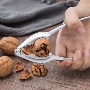 Pinza para Nueces Multifunción de Aleación de Zinc, Herramienta para Abrir Nueces, Pecanas, Piñas y Cangrejos 8501 - Product Image 3