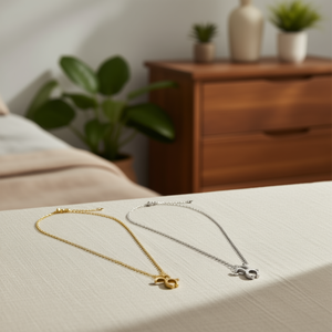 Collar con Colgante de Tauro en Acero Inoxidable 46048, 12 Piezas, Dorado y Plateado - Product Image 3