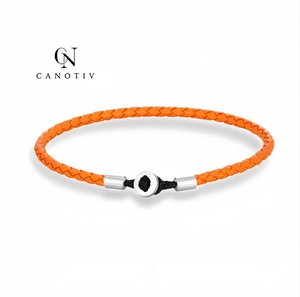 <span class=keywords><strong>Bracelet</strong></span> en <span class=keywords><strong>cuir</strong></span> tressé pour <span class=keywords><strong>homme</strong></span>, fermoir argenté minimaliste, <span class=keywords><strong>bracelet</strong></span> en <span class=keywords><strong>cuir</strong></span> noir tissé, bijoux tendance, cadeau pour lui - Product Image 2