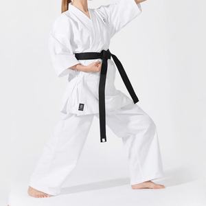 Kimono de karaté personnalisable, durable et respirant pour adultes et enfants, tenue d'arts martiaux Kyokushin avec ceinture et doublure en polyester – Direct Usine - Product Image 3