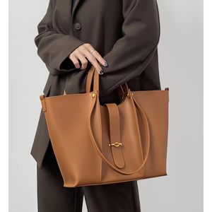 2024 Otoño Invierno diseñador de gama alta para mujer patrón de caramelo cuero Real bandolera hombro mensajero moda poliéster - Product Image 1
