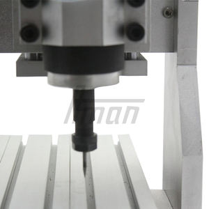 Machine de gravure CNC 3040 à refroidissement par eau, compatible Mach3, moteur 3/4 axes, broche 1,5 kW, pour le métal, le bois et la fabrication de bijoux - Product Image 4