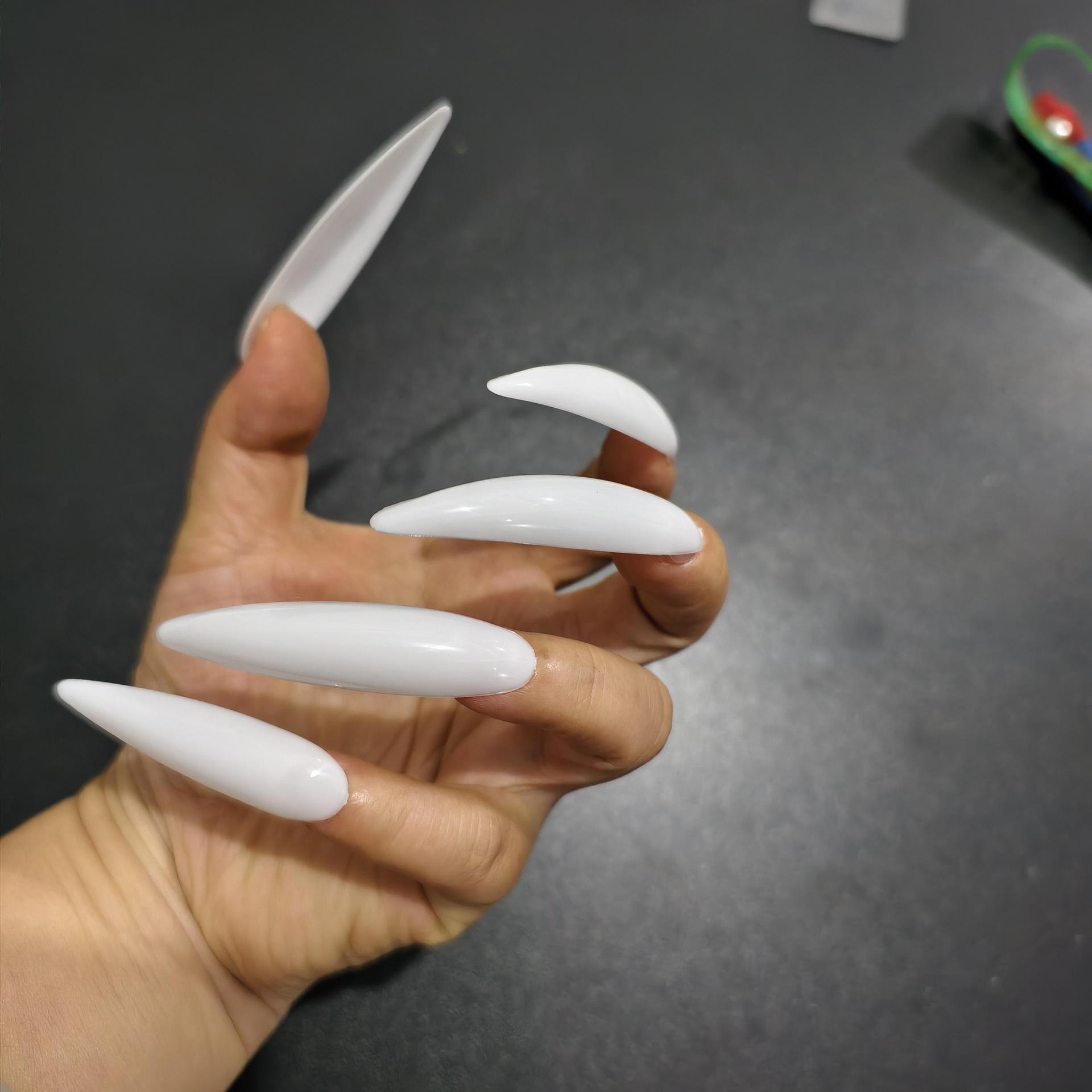 Ongles blancs