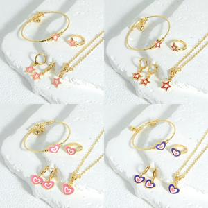 Set di <span class=keywords><strong>Gioielli</strong></span> per Bambine a Forma di Cuore e Stella, 4 Pezzi: Collana, Braccialetto, Orecchini e Anello, Regalo per Feste - Product Image 2