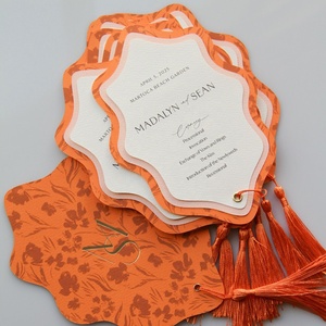 Eleganti Inviti Matrimoniali Personalizzati con Bordo Smerlato e Monogramma in Lamina d'Oro, Menu Stratificato Bordeaux con Nappa - Product Image 2