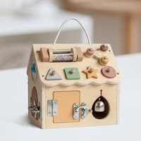 Maison Montessori en bois multifonctionnelle, planche d'activités sensorielles, jouet éducatif pour développer la motricité fine avec serrures et loquets