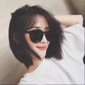 Gm Gafas de sol para mujer, montura de PC, protección polarizada Uv400, tipo 3 lentes, estilo unisex, negro con detalles en gris C1 - Product Image 2