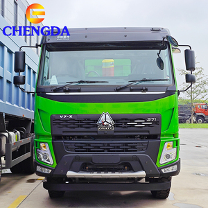 Camion <span class=keywords><strong>benne</strong></span> basculante Sinotruk Howo 6x4 10 roues 371 CV 20-25 CBM avec cabine double couchage pour travaux de construction - Product Image 1