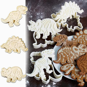 Emporte-pièces 3D Dinosaures Écologiques – Lot de 3 Moules en Plastique pour Biscuits, Gaufrage, Fondant, Pâtisserie, Outil de Cuisson pour Gâteaux au Gingembre - Product Image 1