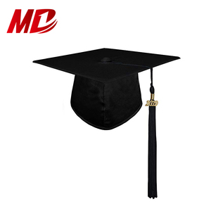 Vente en gros Chapeau <span class=keywords><strong>de</strong></span> graduation noir brillant Bonnet <span class=keywords><strong>de</strong></span> graduation et pompon pour enfants - Product Image 1