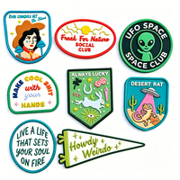 Étiquette en caoutchouc directement de l'usine, patch logo personnalisé en PVC souple pour vêtements, étiquette de marque durable et imperméable pour fabricant de vêtements