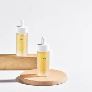 경쟁력있는 가격 젖빛 유리 점 적기 병 화장품 세럼 유리 병 30ml