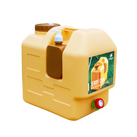 Robinet de réservoir de stockage d'eau autonome Dubai Export Camping en plein air Seau en plastique de qualité alimentaire Drinkware