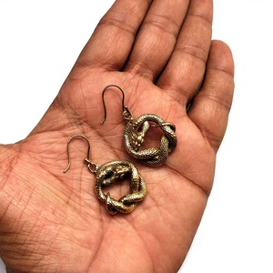 Boucles d'oreilles en forme de serpent, vente en gros, plaqué or et argent, modèles de serpent indien, boucles d'oreilles en métal en laiton, bijoux - Product Image 4