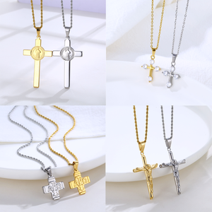 Collar con Cruz de Jesús y Crucifijo de Acero Inoxidable Chapado en Oro de 18K con Cúbicos para Hombre al por Mayor - Product Image 5