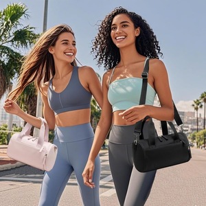 กระเป๋าเดิ<span class=keywords><strong>น</strong></span>ทางข<span class=keywords><strong>น</strong></span>าดเล็กแบบกำห<span class=keywords><strong>น</strong></span>ดเอง ลายเรขาคณิตทันสมัย สไตล์สตรีทแวร์ ถอดแยกได้ ใช้ได้ทั้งชายและหญิง ทำจากไ<span class=keywords><strong>น</strong></span>ลอ<span class=keywords><strong>น</strong></span> เหมาะสำหรับการเดินทางช่วงฤดูร้อน - Product Image 6