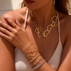 Heart Shaped Stainless Steel <b>Bracelet</b> 18k Gold Plated Party Jewelry <b>Set</b> - Product Image 1