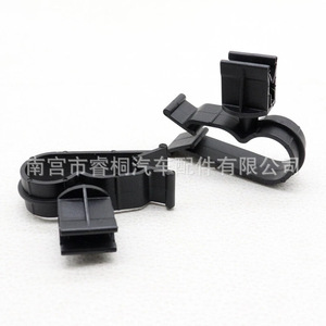 Clip Shuangxuan W710718 S307 para el sistema de refrigeración del motor de Ford Focus Explorer, pieza única de plástico. - Product Image 5