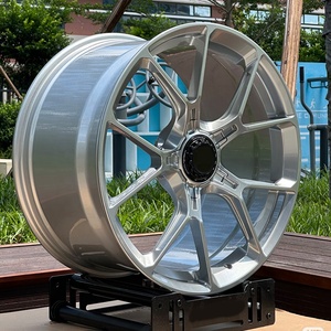 Rueda Forjada Personalizada con Bloqueo Central de 17 18 19 <span class=keywords><strong>20</strong></span> 21 22 Pulgadas 5x100 5x112 5x115 5x127 5x114.3 5x120 5x130 6x139.7 Supra Camry GR86 GMC - Product Image 3