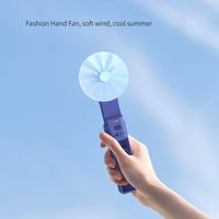 Nouvelle Banque d'alimentation innovante 4-en-1 2026 avec mini-ventilateur, alarme personnelle et lampe torche pour l'été