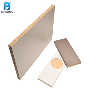 Tablero <span class=keywords><strong>OSB</strong></span> de Alta Resistencia con Acabado Personalizado de 6mm/9mm/12mm para Fabricación de Puertas de Dormitorio, Recubierto de Melamina - Product Image 5