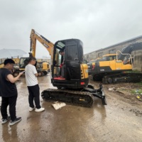 Mini-excavatrice sur chenilles Sany SY35U d'occasion, 3,5 tonnes, avec moteur Yanmar et cabine fermée, hydraulique, très demandée