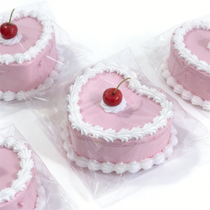 Boîte à bijoux réaliste en plastique rose en forme de cœur 13,5 cm, écologique, avec crème de cerise artificielle, cadeau mignon, accessoire photo, présentoir Y2K - Product Image 2