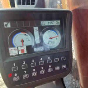 Excavatrice Hitachi Zx 200 d'occasion, faible nombre d'heures de travail, Hitachi 200 d'occasion, 20 tonnes, excavatrice hydraulique sur chenilles en vente - Product Image 6