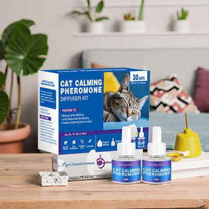 Kit de diffuseur de phéromones calmantes pour chats et chiens, huile essentielle <span class=keywords><strong>anti</strong></span>-anxiété 100% - Product Image 1