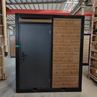 Sauna extérieur moderne sur mesure à vapeur humide chauffé au bois pour 4 personnes avec douche, commande informatisée, fenêtres en transom, 6KW