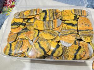 Fournisseur en gros de cabochons ovales naturels à coupe ronde pour la fabrication de bijoux au prix de gros - Product Image 2