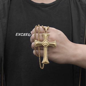 เครื่องประดับใหม่มาแรง จี้กางเขนศาสนาเคลือบทอง 18K  วัสดุสแตนเลส ดีไซน์เรียบง่าย จี้กางเขนขนาดใหญ่ - Product Image 5