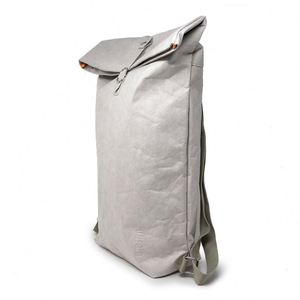 Échantillon gratuit : Sac à dos recyclé pour femme avec impression personnalisée noire, idéal pour les sports de plein air et les ordinateurs portables - Product Image 3