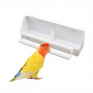 GSF D-220506-3 Mangeoire à oiseaux Mangeoire à oiseaux en plastique Mangeoire à oiseaux en plastique recyclé avec support pour nourrir l'arrosage des perroquets pigeon canari - Product Image 1