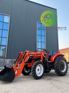 Tractor Agrícola Compacto Chino en Oferta, 120HP, 4WD, Dirección Hidráulica, Aire Acondicionado, Transmisión por Engranajes, Bomba de Motor, Caja de Cambios - Product Image 4