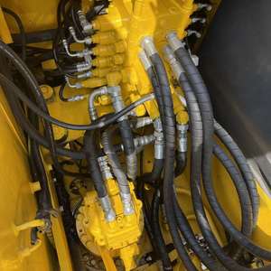 Original Japanese Komatsu Second-hand PC130-8/PC130/PC130-7 <b>Tracked</b> Hydraulic Excavator 2022 Model Year Engine Bearing Gear <b>Pump</b> - Product Image 6