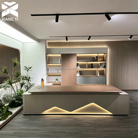 Table de bureau exécutive en forme de L moderne, bureau modulaire, mobilier de bureau commercial de luxe pour les espaces de coworking