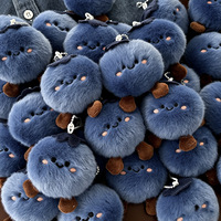 Porte-clés en peluche Myrtille Mignonne, Breloque Porte-Bonheur, Jouet en Peluche Doux en Forme de Fruit, Multifonctionnel pour Sac à Main et Sac à Dos pour Femme