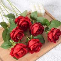 Fleurs artificielles roses au toucher réel décoratives fleurs artificielles roses blanches en soie en vrac pour décoration de mariage