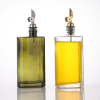 Bouteille carrée en verre épais de 350 ml et 500 ml pour huile d'olive, avec bec verseur en acier inoxydable, idéale pour la cuisine (vente en gros)