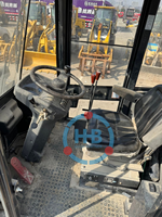 Chargeuse sur pneus compacte 820H, capacité de charge nominale de 2000 kg, godet de 1,2 m³, 66 kW, petite chargeuse frontale pour travaux agricoles et municipaux