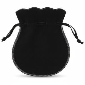 Sacchetto a forma di AMPH in doppio velluto nero riciclabile con logo ricamato per gioielli, regali, vino, orologi, collane - Product Image 2