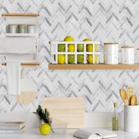 Carreaux muraux autocollants imperméables en marbre gris en chevrons de 12 x 12 pouces pour la décoration intérieure de la maison