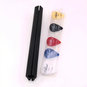 Supporto per supporto per microfono nero personalizzato Plectrum Clip in gomma per chitarra con 5 plettri plettro - Product Image 6